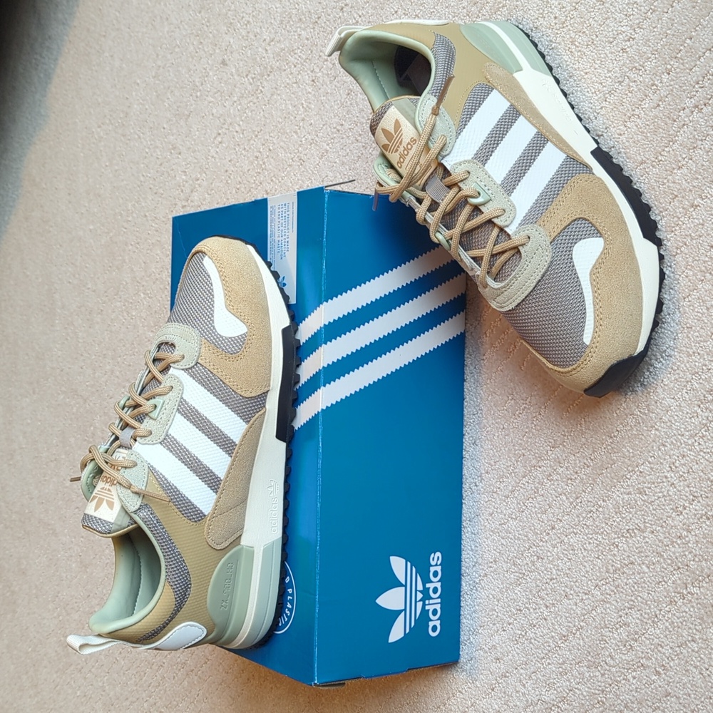 adidas ZX 700 Casual Sneakers
